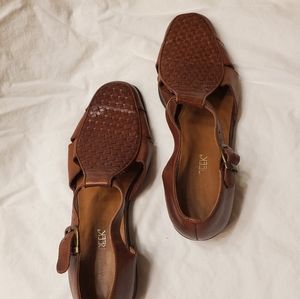 Vintage Leather Cabin Creek Sandals